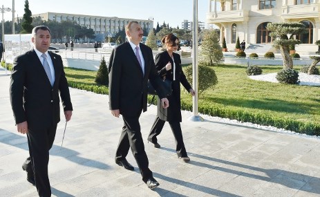 President Aliyev, his spouse observe new park in Baku - PHOTOS